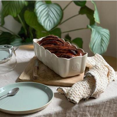 Emile Henry Cream Loaf Scalloped Dish