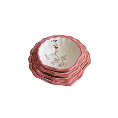 Yvonne Ellen Shell Measuring Cups