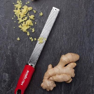 Microplane Premium Classic Zester Grater Red