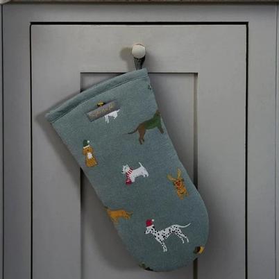 Sophie Allport Christmas Dogs Oven Mitt