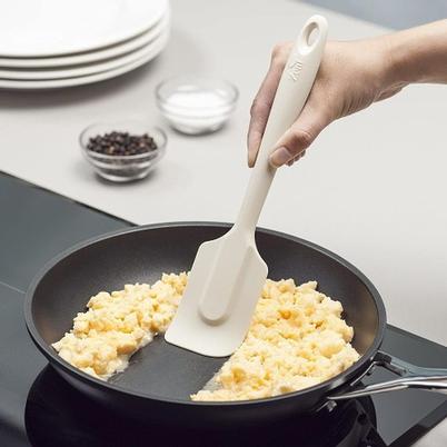 Zeal Silicone Spatula Large Cream