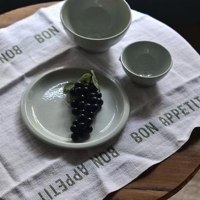 Charvet Editions Linen Tea Towel White, Green Bon Appetit