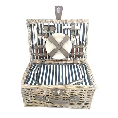 Traditional Picnic Basket for 2