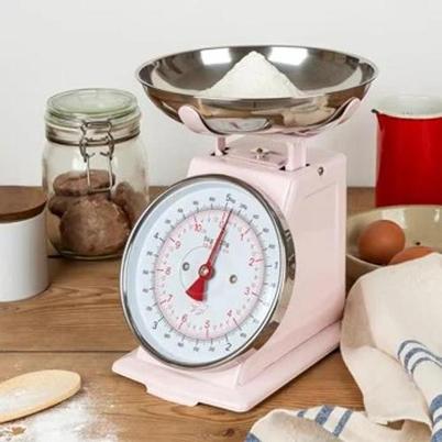 Kitchen Scales Light Pink