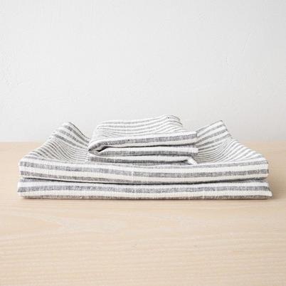 Black Striped Linen Towels Set Provence - LinenMe