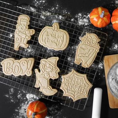 PME Happy Halloween Cookie Cutters & Stamps 