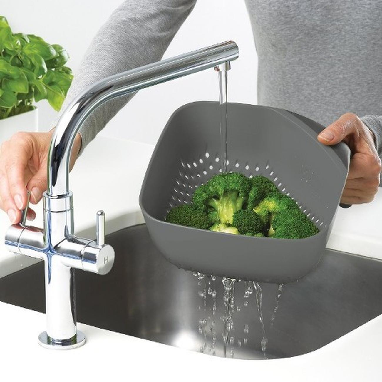 joseph-joseph-square-colander-white - Joseph Joseph Square Colander White