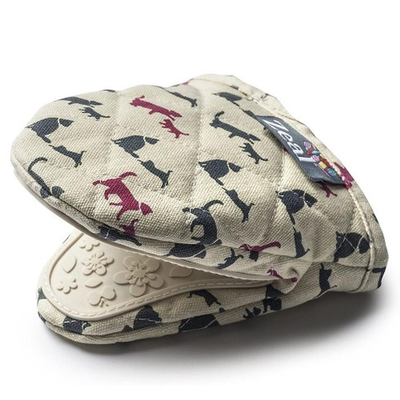 zeal-hot-grab-fabric-silicone-mini-pot-mitt-animal-print - Zeal Hot Grab Fabric Silicone Mini Pot Mitt Animal Print