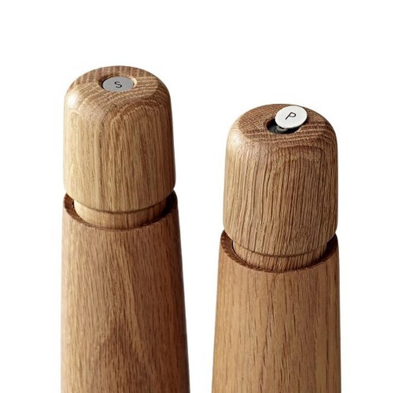 crushgrind-stockholm-grinder-17cm-oak - CrushGrind Stockholm Grinder Oak 17cm