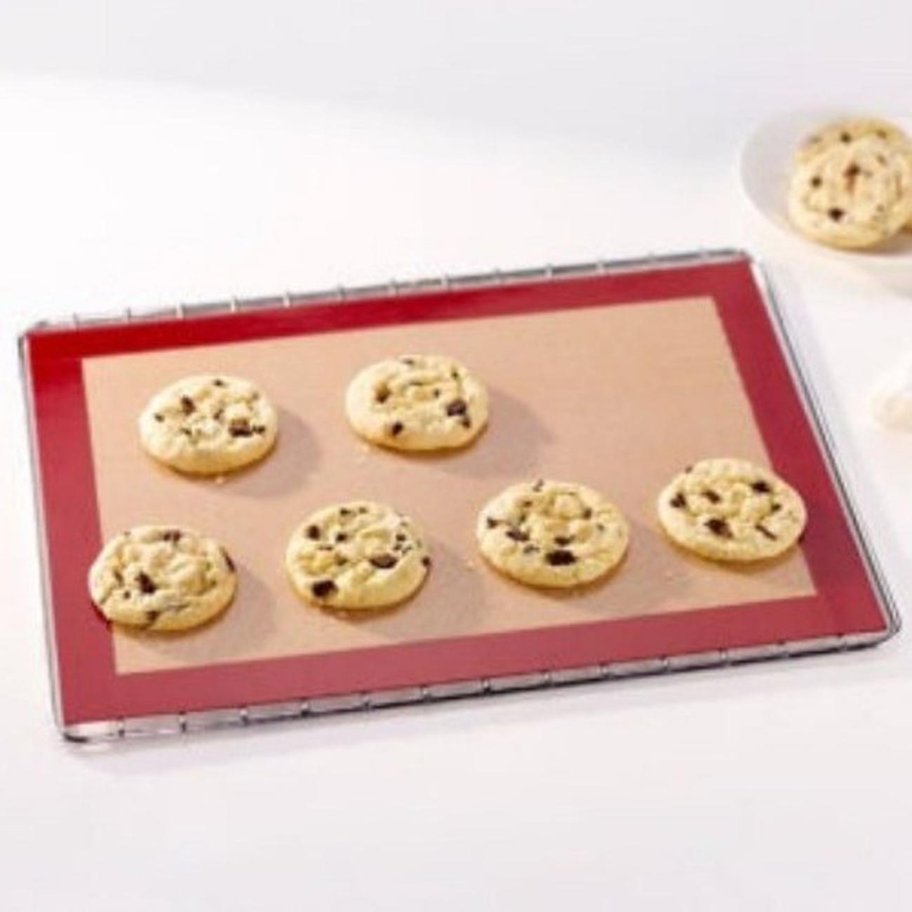 NoStik Silicone Baking Mat Brown
