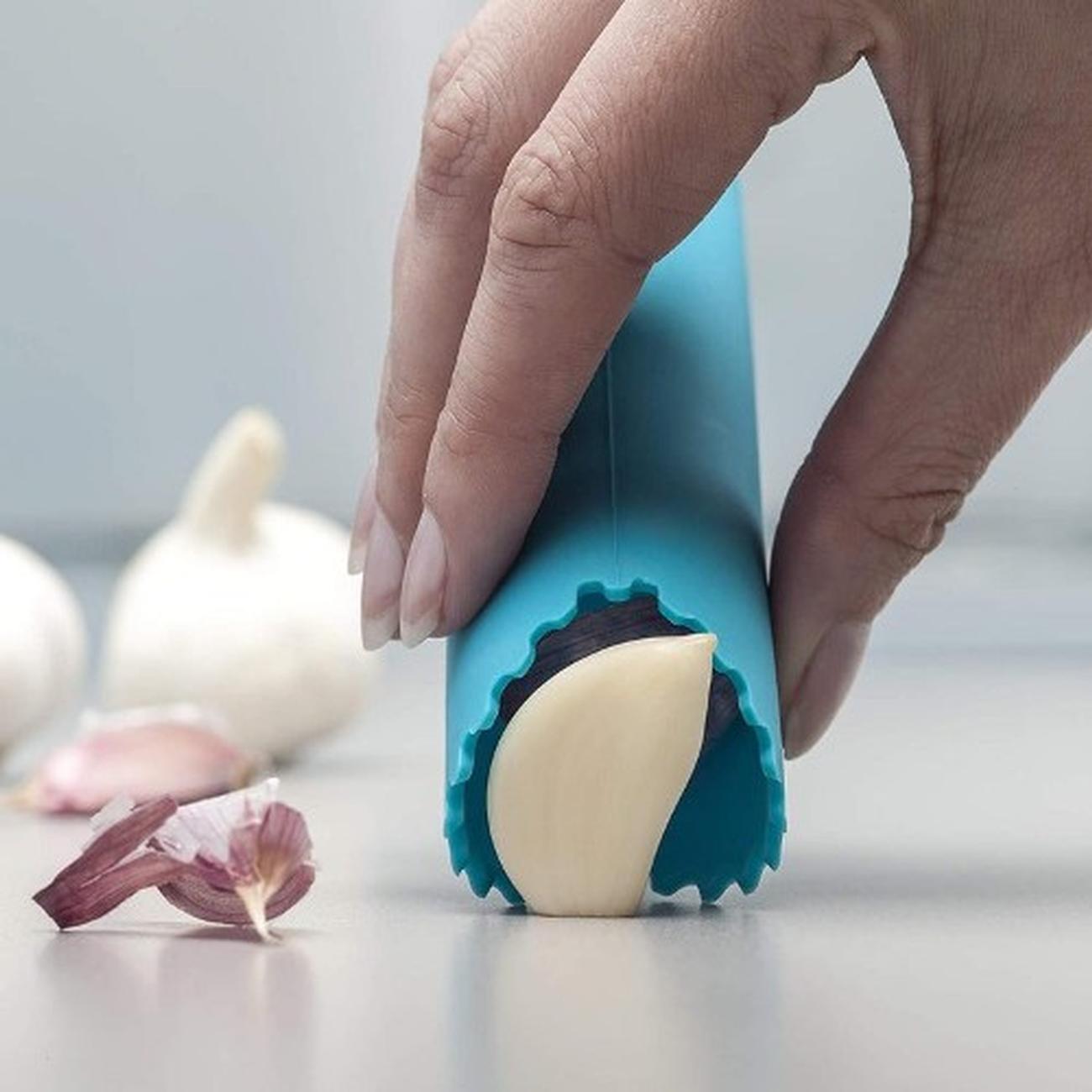 How to use a silicone garlic peeler discount