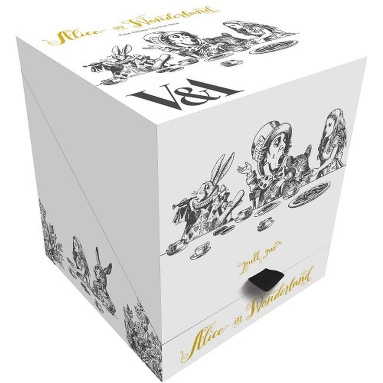 V&A-Alice-in-wonderland-tea-for-one-teapot - Alice In Wonderland Tea For One Gift Set