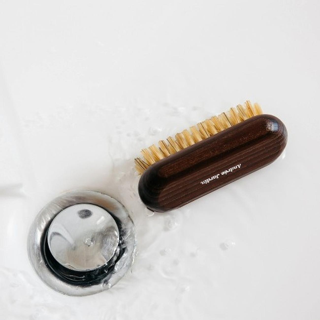 andree-jardin-natural-ash-wood-nail-brush - Andree Jardin Nail Brush Ash