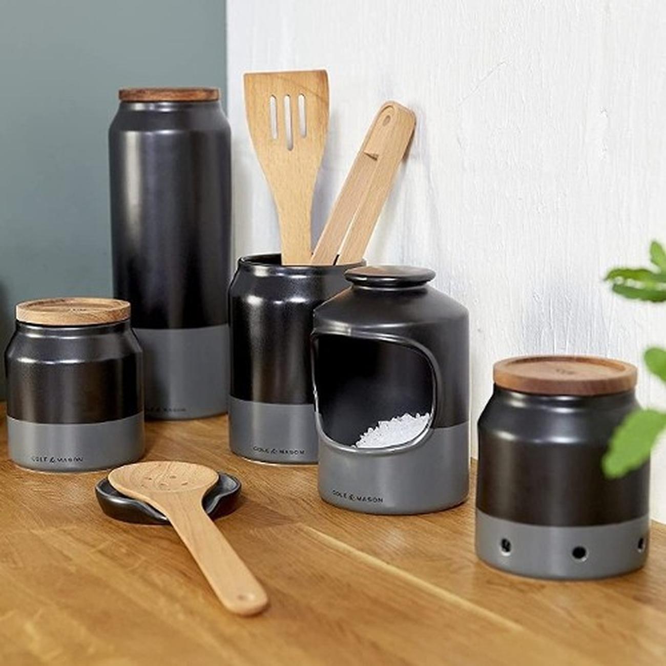 cole-mason-ceramic-hinxton-storage-jar-large - Cole & Mason Ceramic Hinxton Storage Jar Large
