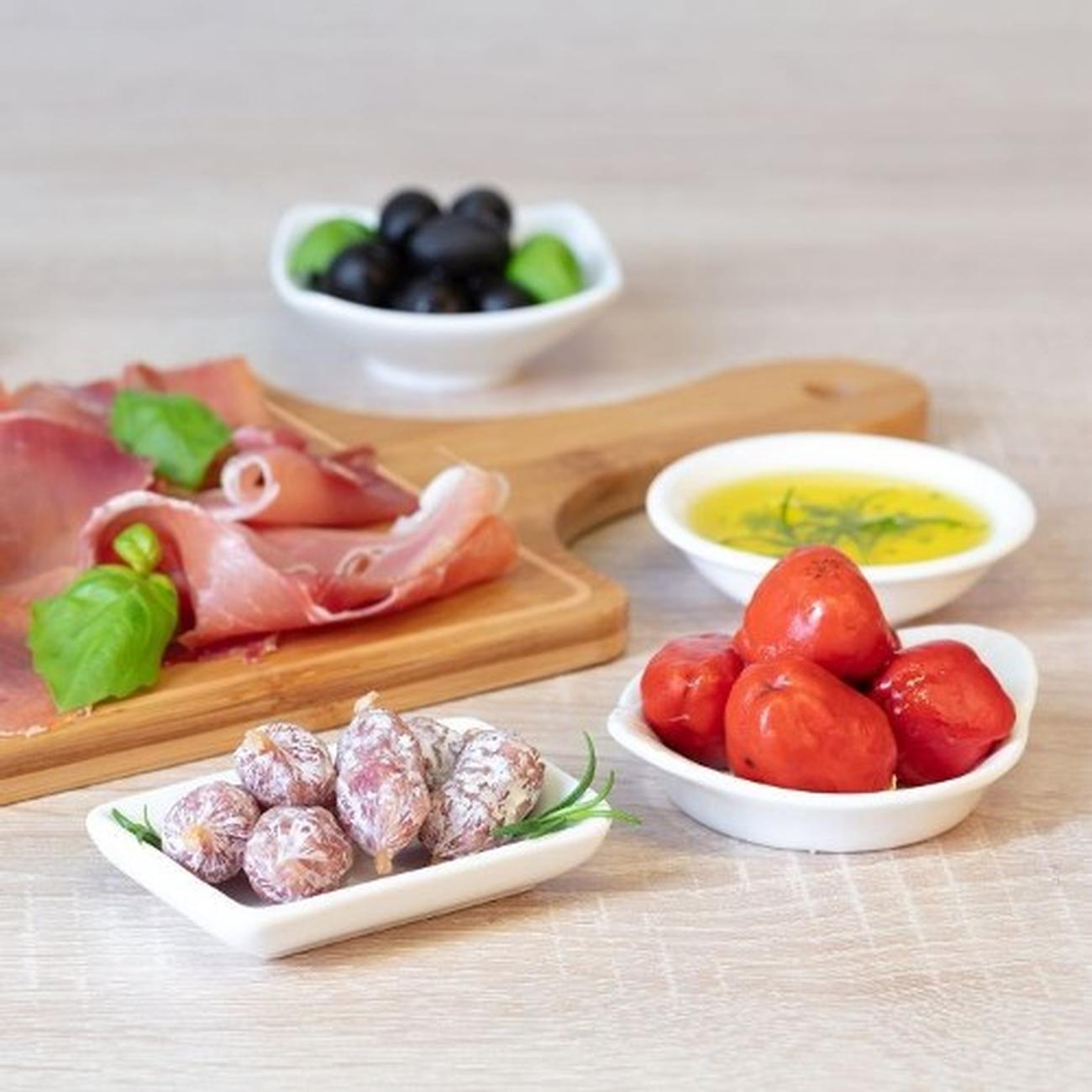 westmark-4-ceramic-tapas-dishes-oval - Westmark Set of 4 Ceramic Tapas Dishes, Oval