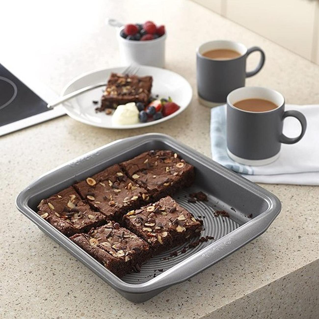 Circulon Bakeware Nonstick Square Cake Pan, 9-Inch, Chocolate Brown