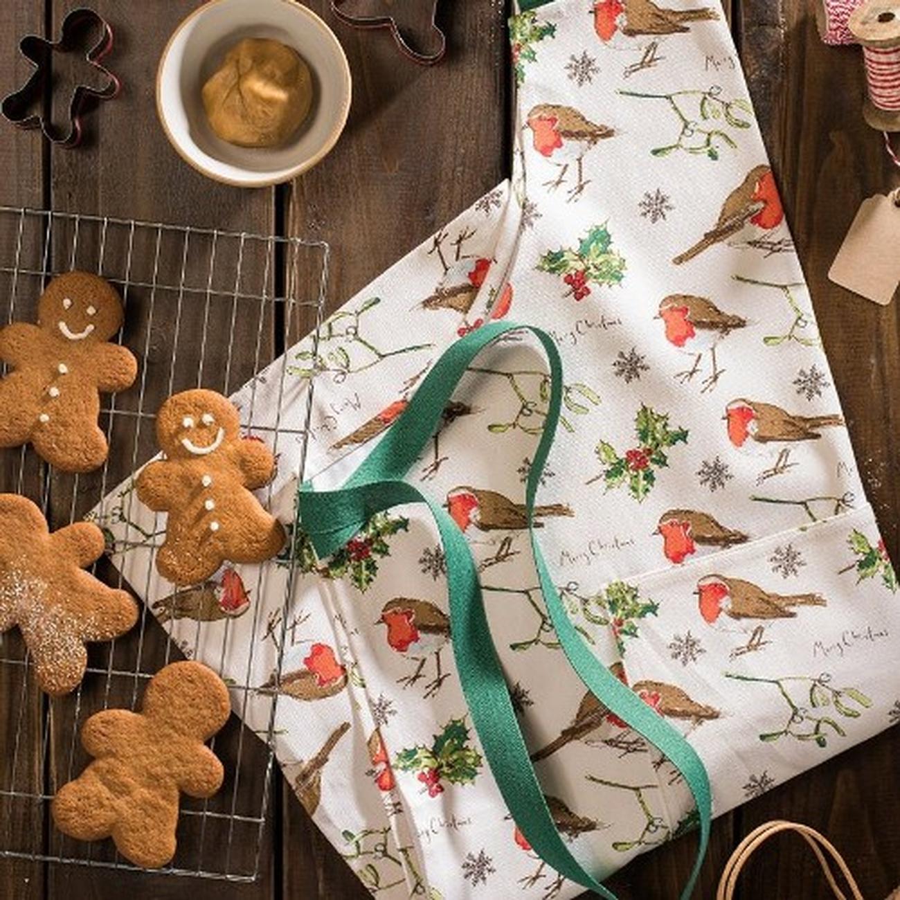 ulster-weavers-cotton-apron-Christmas-robins-and-holly-Madeleine-Floyd - Ulster Weavers Cotton Apron Madeleine Floyd Robins & Holly