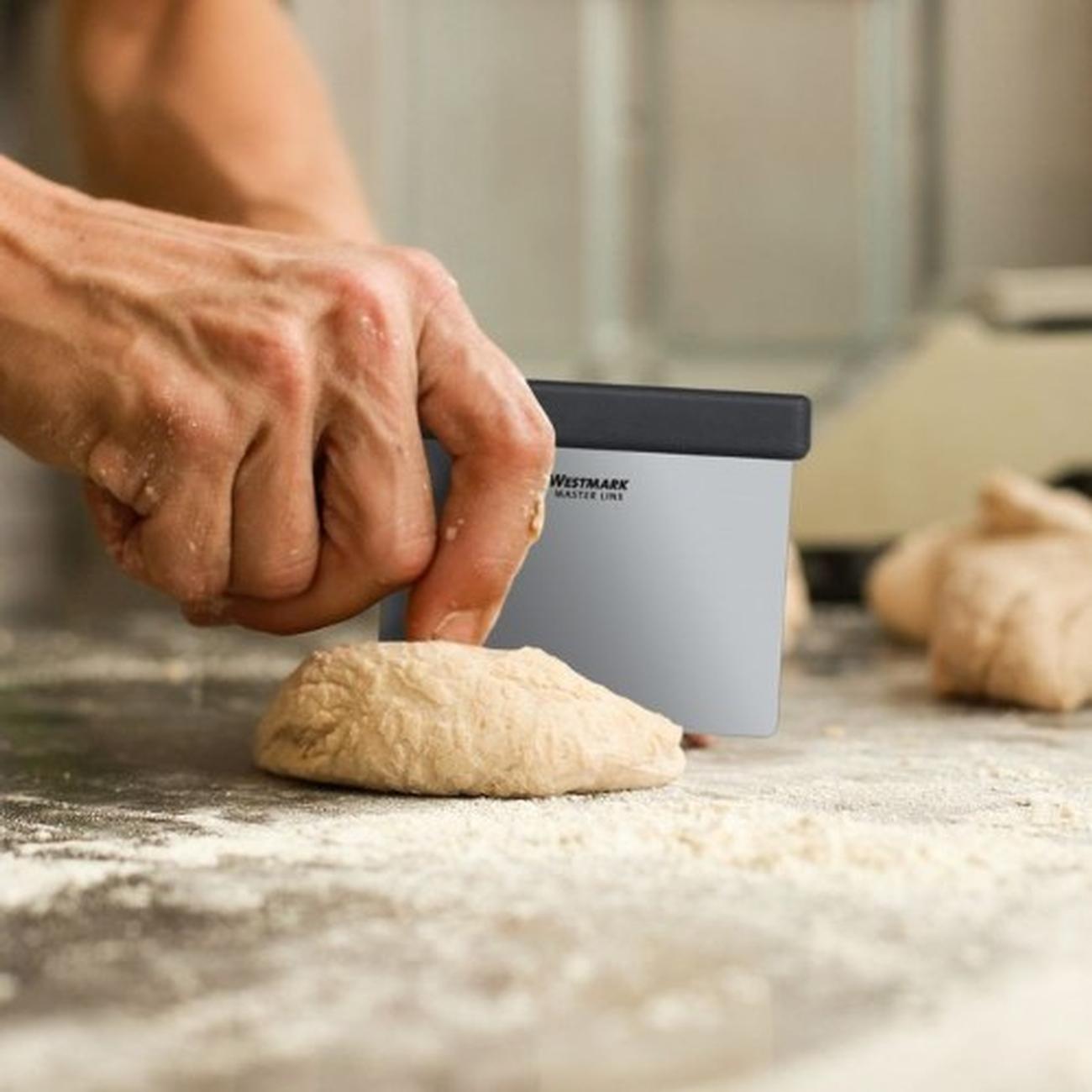 westmark-dough-scraper-cutter-master-line - Westmark Dough Scraper & Cutter Master Line