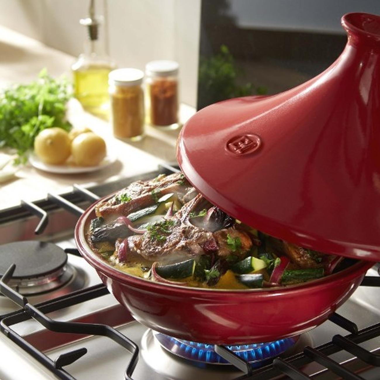 emile-henry-tagine-32cm-burgundy - Emile Henry Tagine Red 32cm