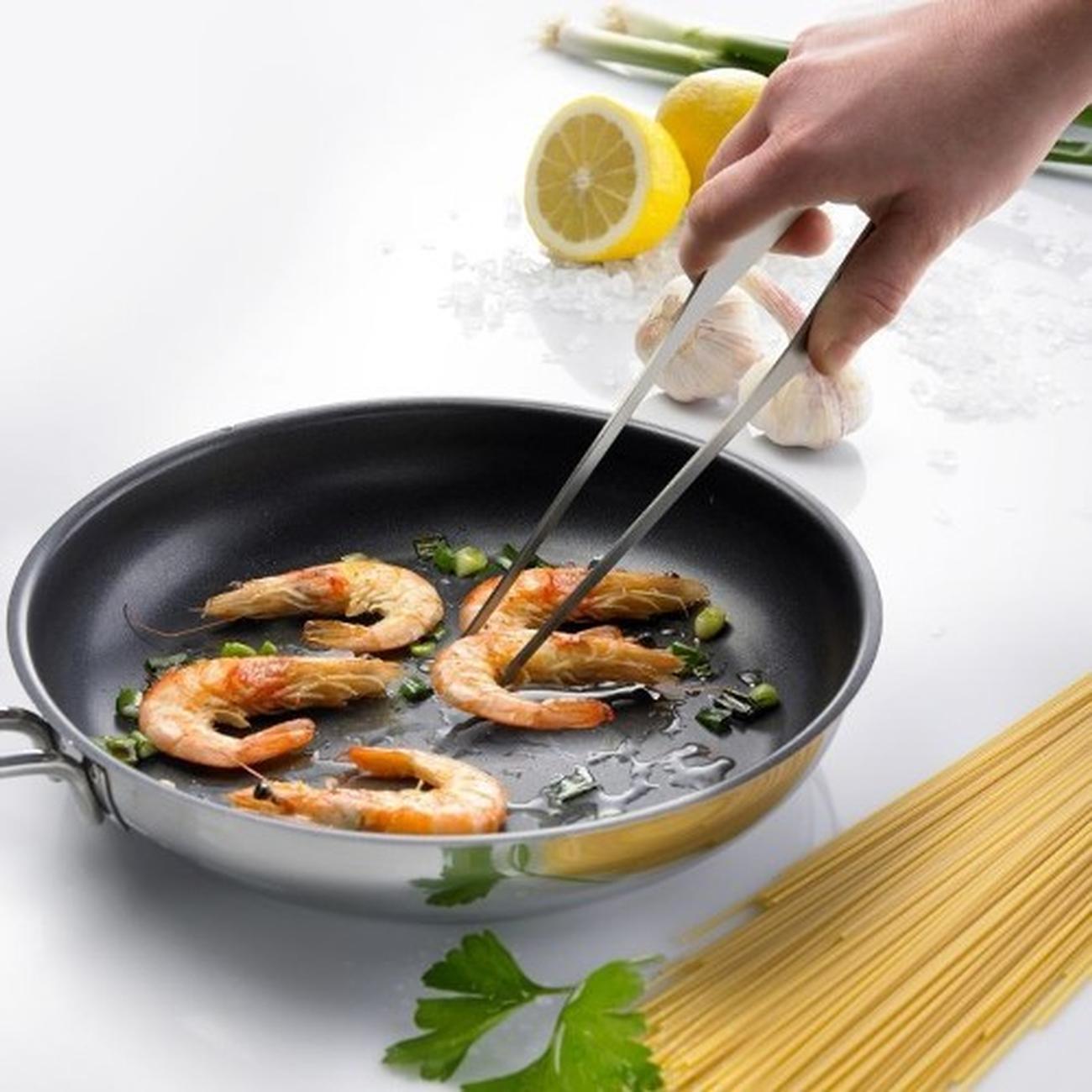 westmark-frying-and-serving-pincers - Westmark Professional Cooking Tweezers