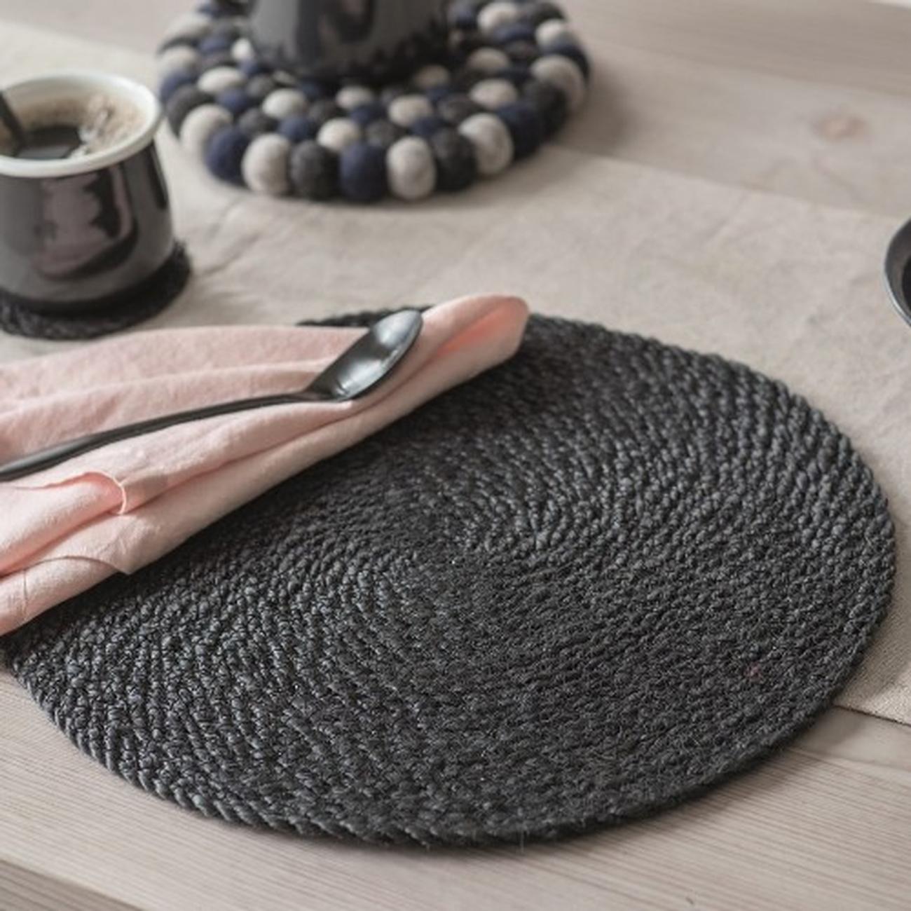 garden-trading-jute-placemats-black-4pc - Garden Trading Set of 4 Jute Placemats Black