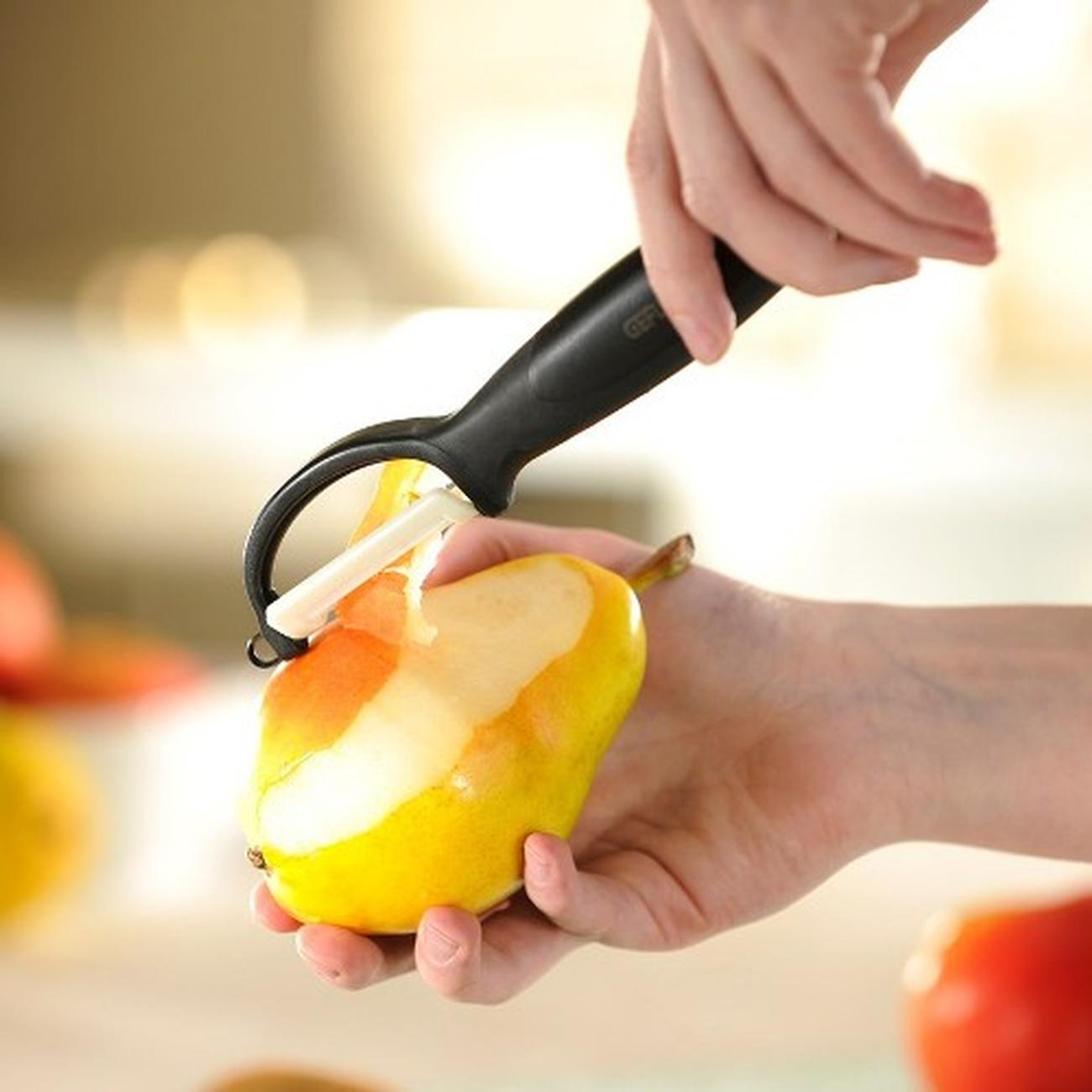 gefu-ceramic-straight-peeler-ceramo - Gefu Ceramic Peeler CERAMO