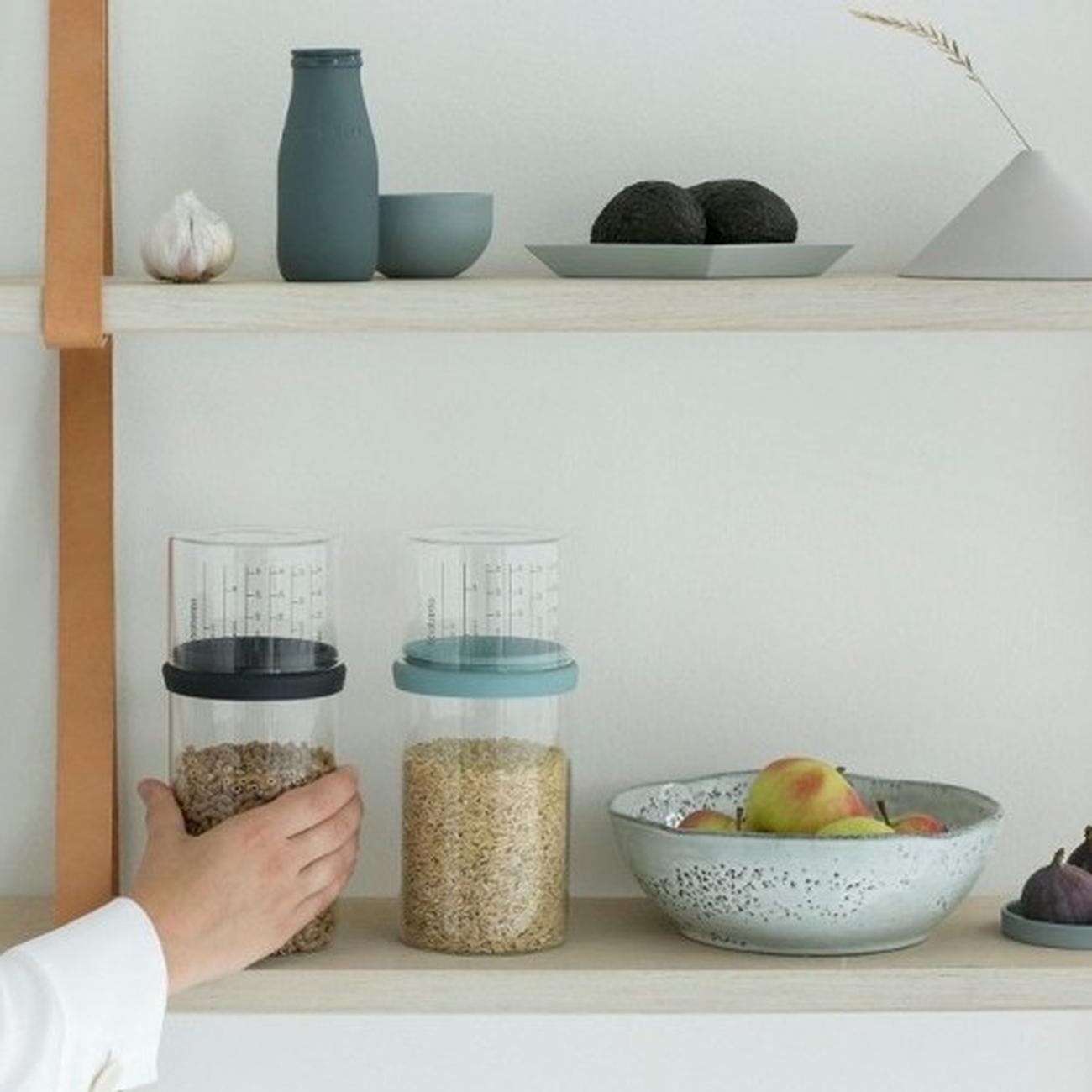 brabantia-glass-storage-jar-measuring-cup-1-litre-mint - Brabantia Glass Storage Jar with Measuring Cup 1L Mint
