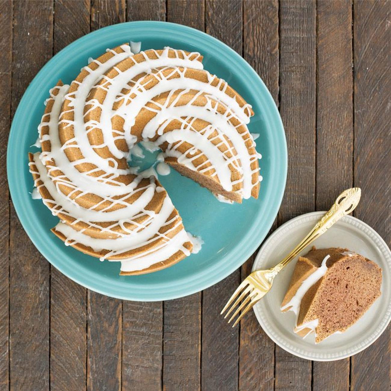 Nordic Ware Heritage Bundt Pan