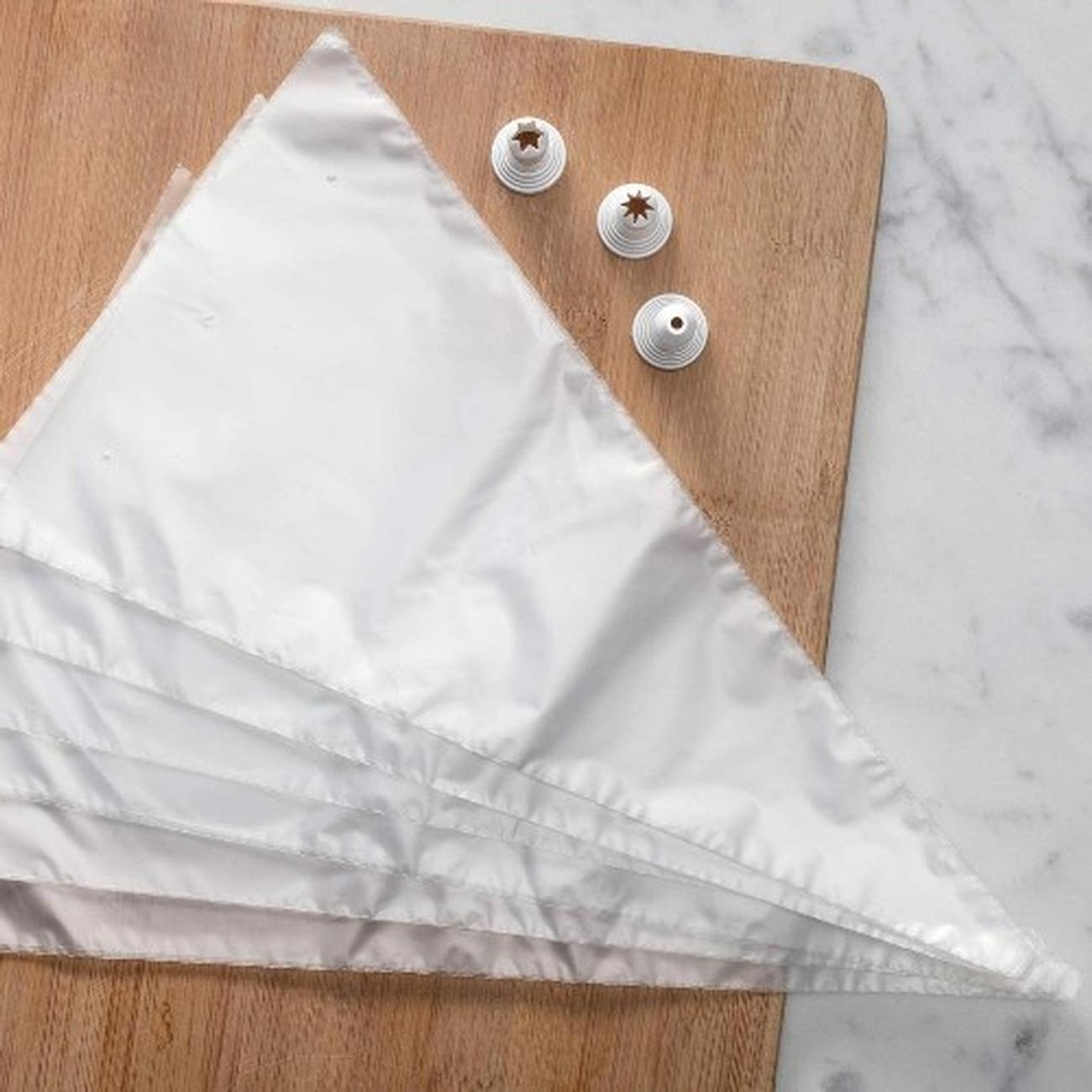 hutzler-20-disposable-decorating-piping-bags - Hutzler 20 Disposable Icing Bags & 3 Nozzles