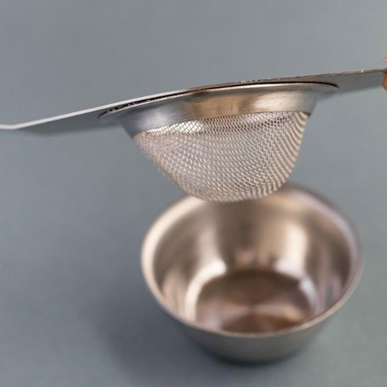 La-Cafetiere-Tea-Strainer-&-Drip-Bowl - La Cafetiere Tea Strainer & Drip Bowl