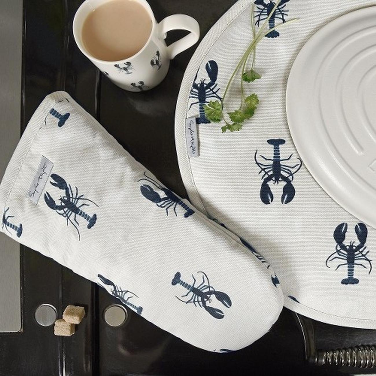 sophie-allport-lobster-oven-mitt - Sophie Allport Lobster Oven Mitt