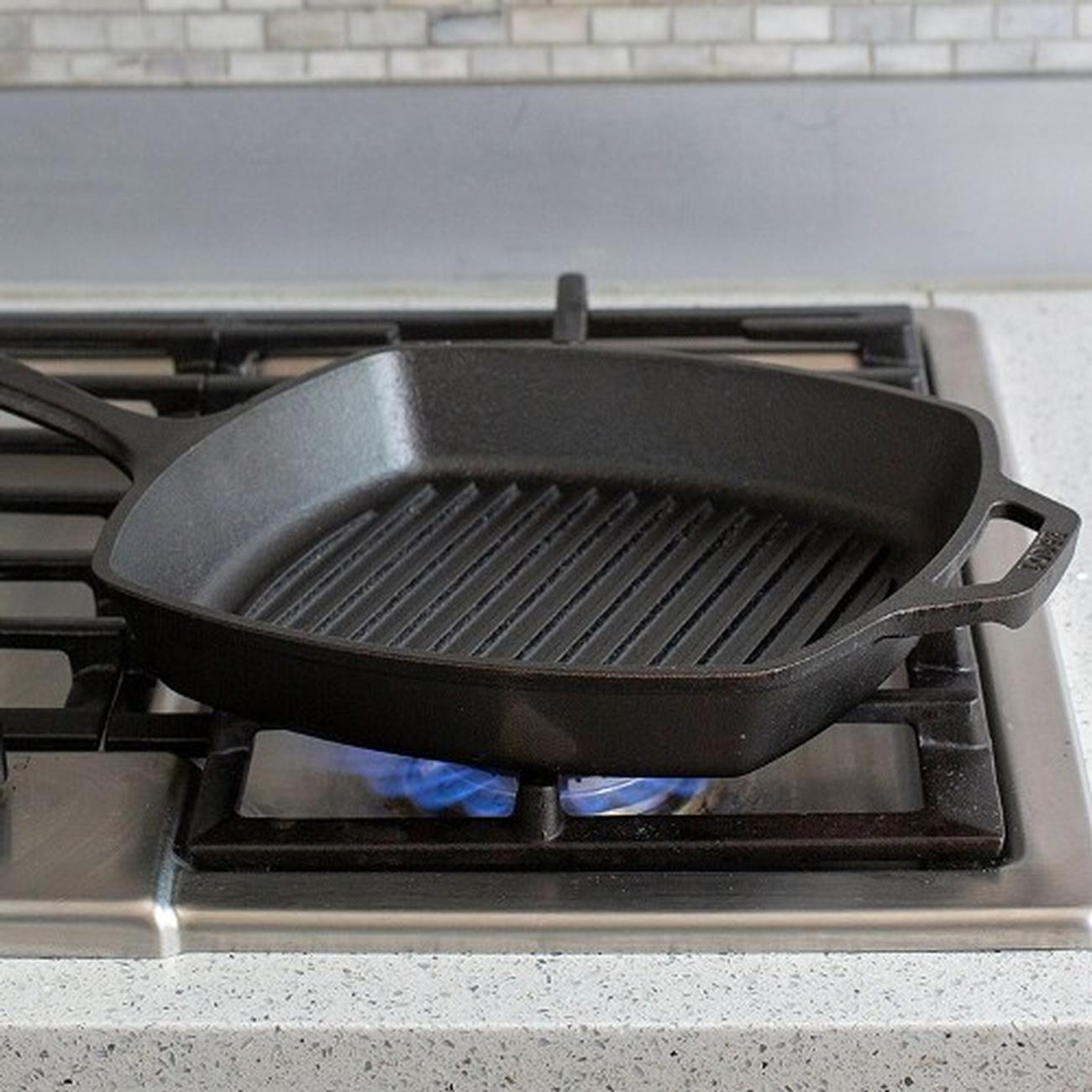 lodge-10-inch-square-cast-iron-skillet - Lodge 10.5in Square Cast Iron Grill Pan