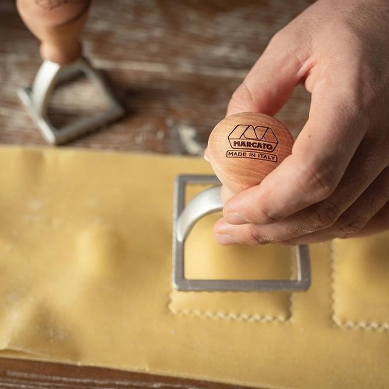 marcato-basic-ravioli-stamp-square-58mm - Marcato Classic Ravioli Stamp Square 58mm Stampini