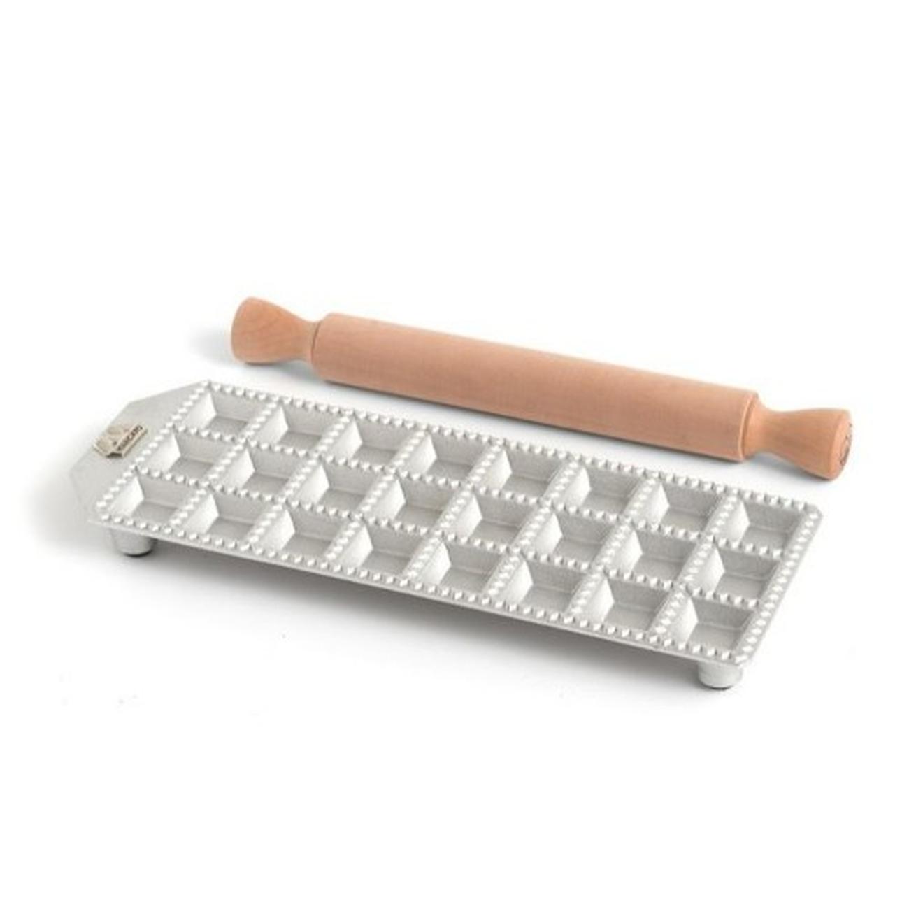 marcato-ravioli-mould-24-hole-35mm - Marcato Classic Ravioli Mould 24 Hole 35mm