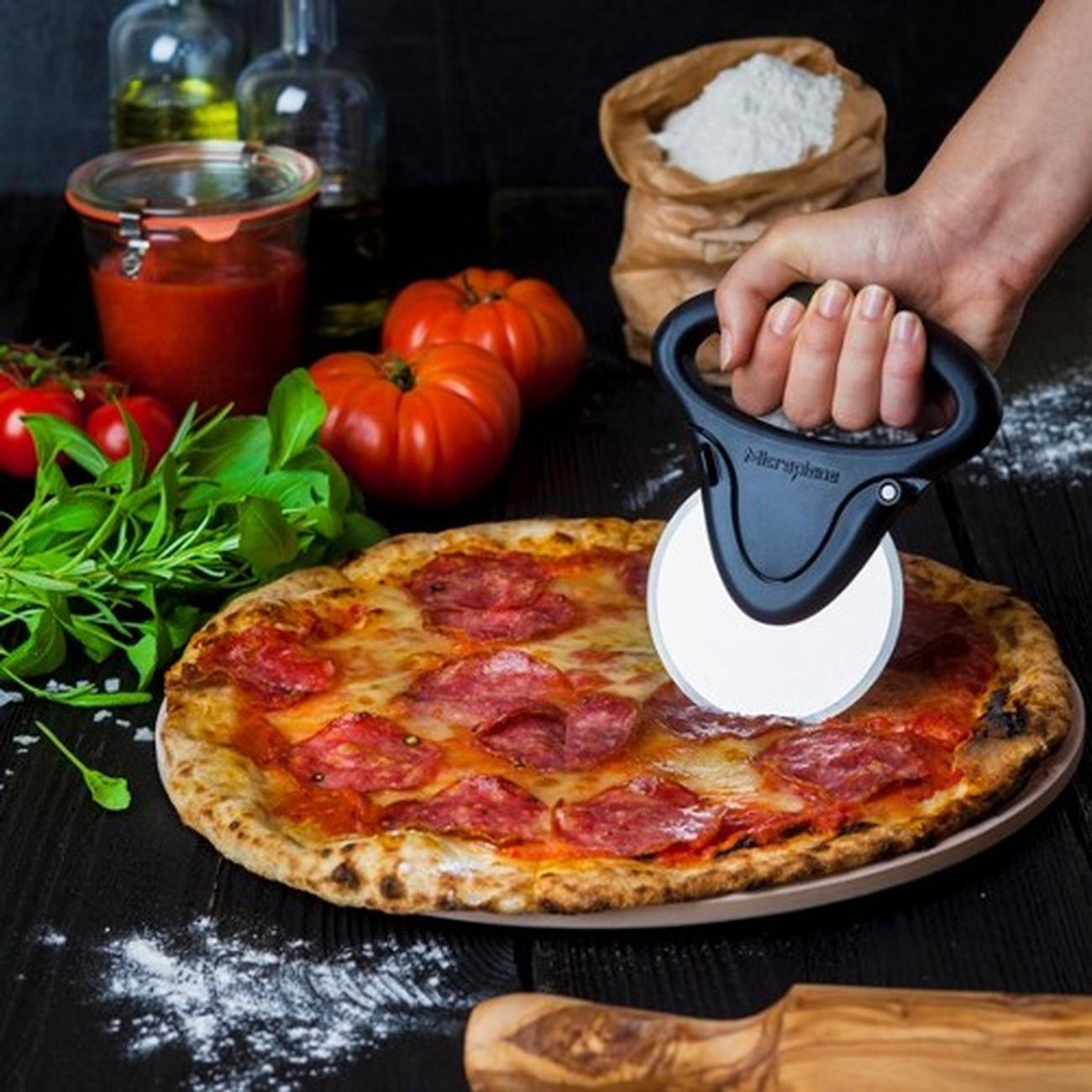 microplane-pizza-wheel - Microplane Pizza Cutter