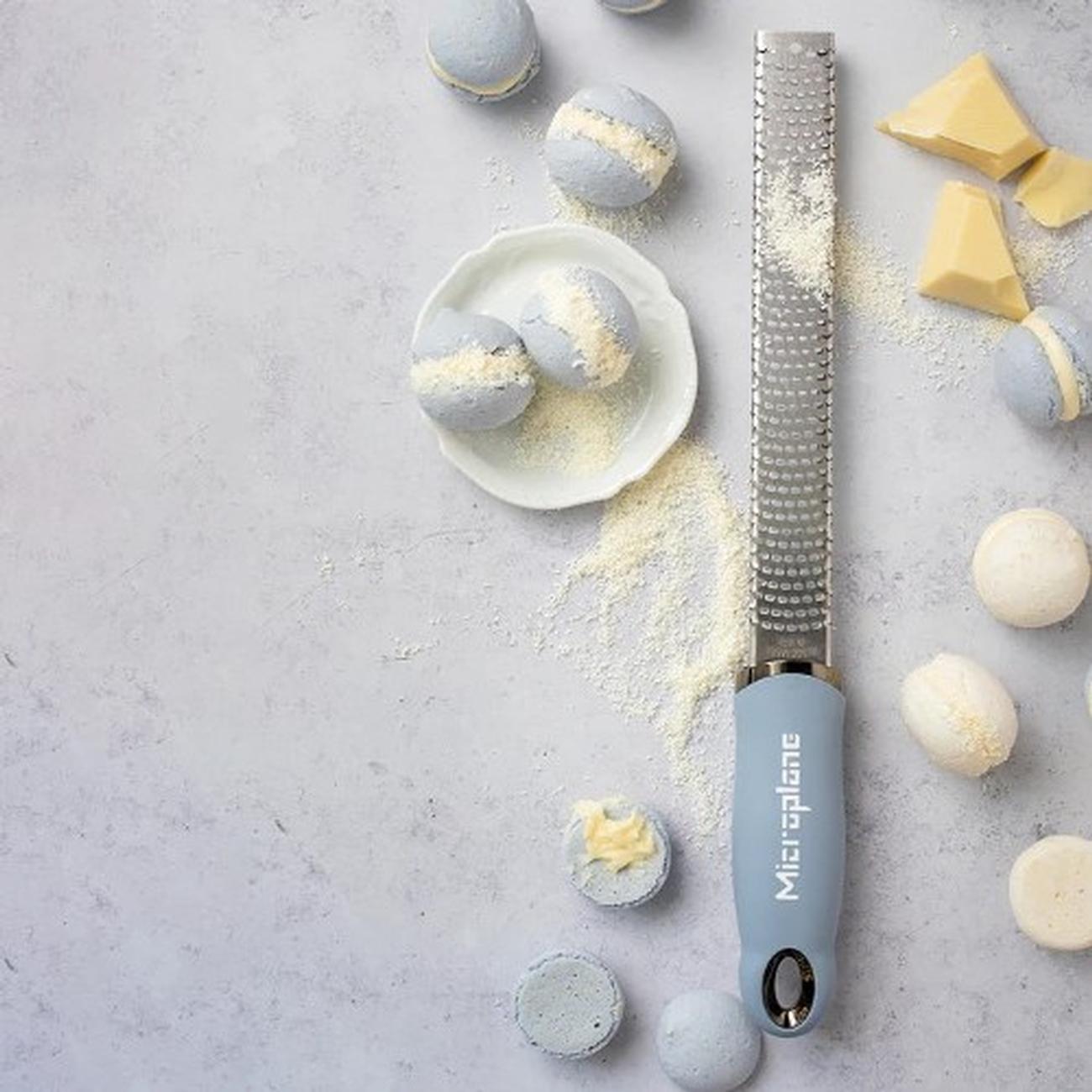 microplane-premium-classic-zester-grater-sky-blue - Microplane Premium Classic Zester Sky Blue