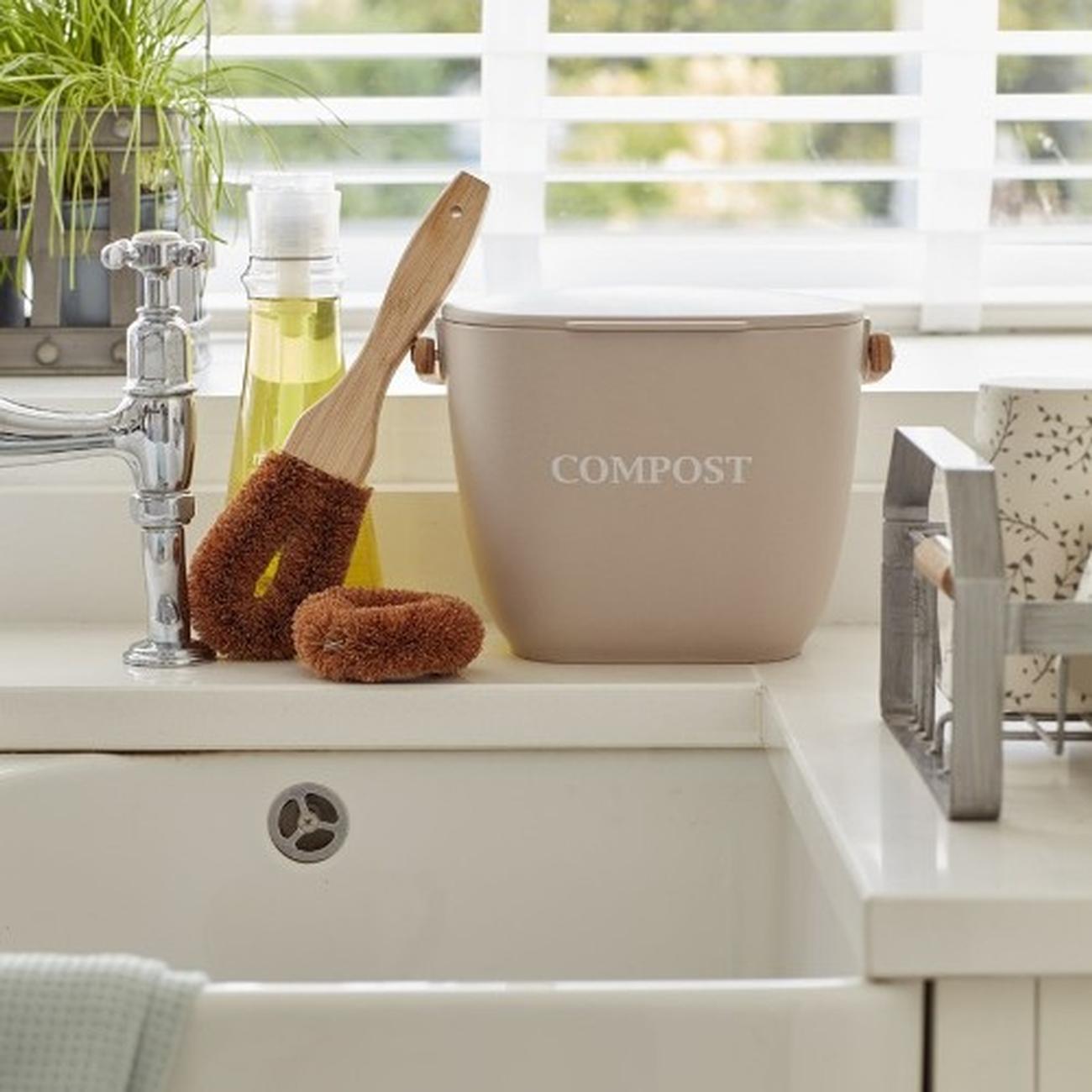 natural-elements-eco-friendly-coconut-fiber-scour - Natural Elements Eco Coconut Fibre Scour