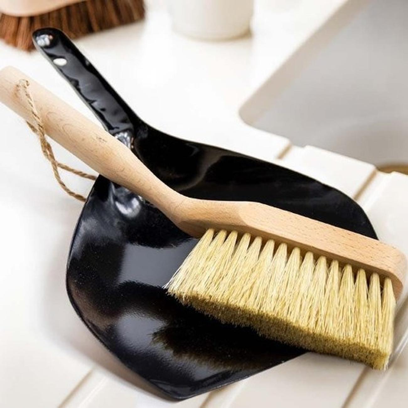 kitchencraft-dustpan-and-brush-set-natural-elements - Natural Elements Dustpan & Brush Set