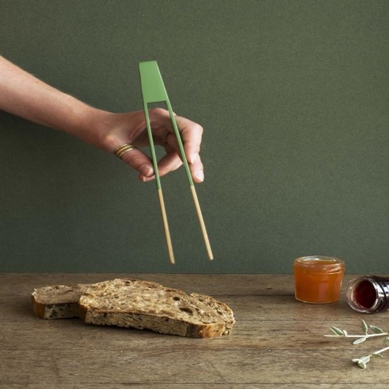 Pebbly Toast Tongs Summer Collection