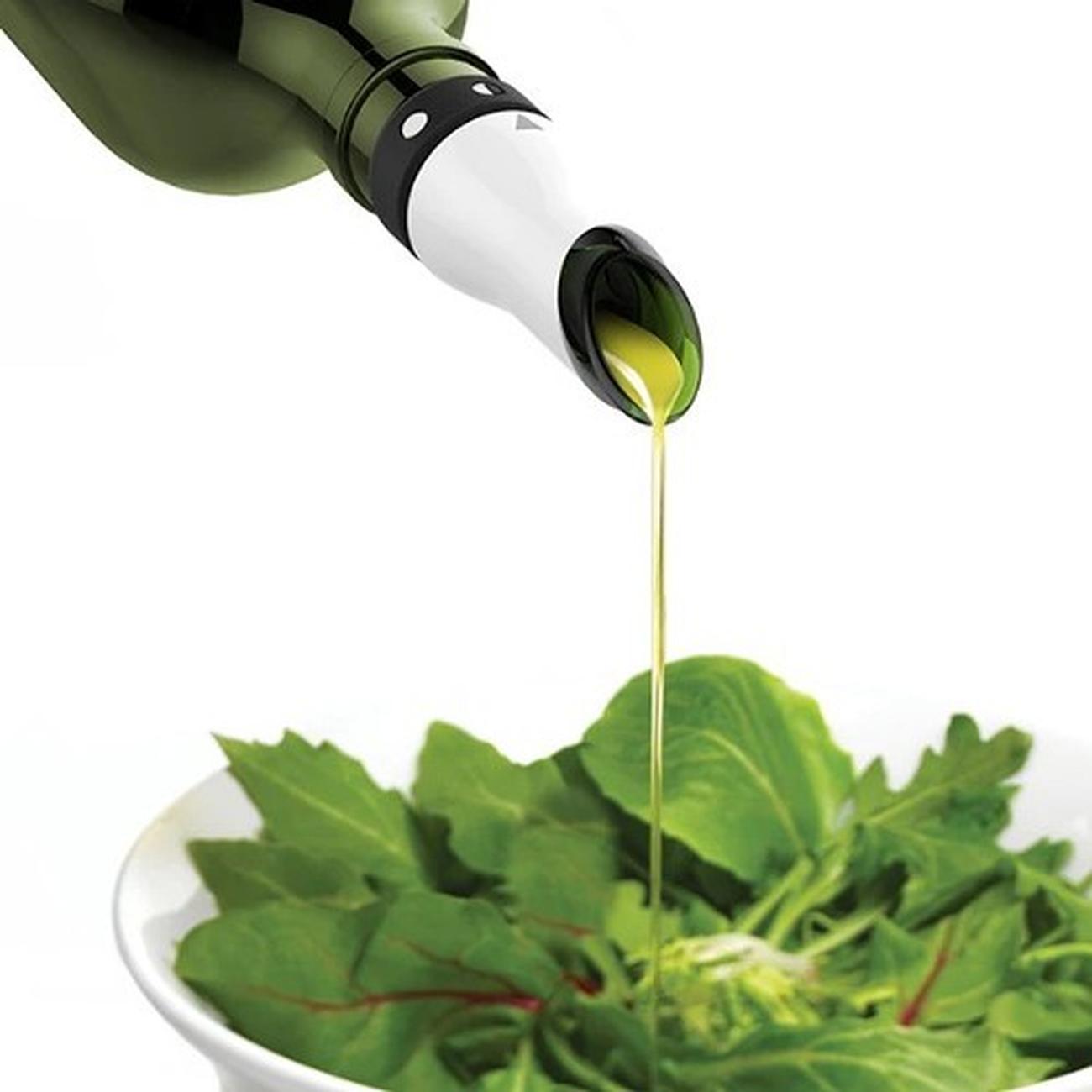 prepara-adjustable-oil-pourer-white - Prepara Adjustable Oil Pourer White