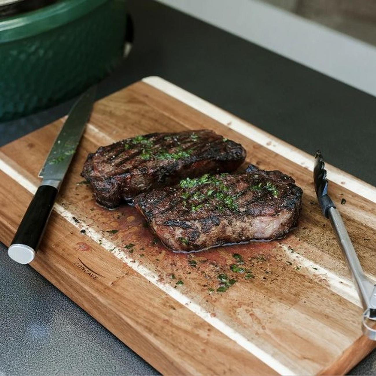 architec-gripperwood-acacia-concave-carving-and-grilling-board - Architec Gripperwood Rectangular Concave Carving Board
