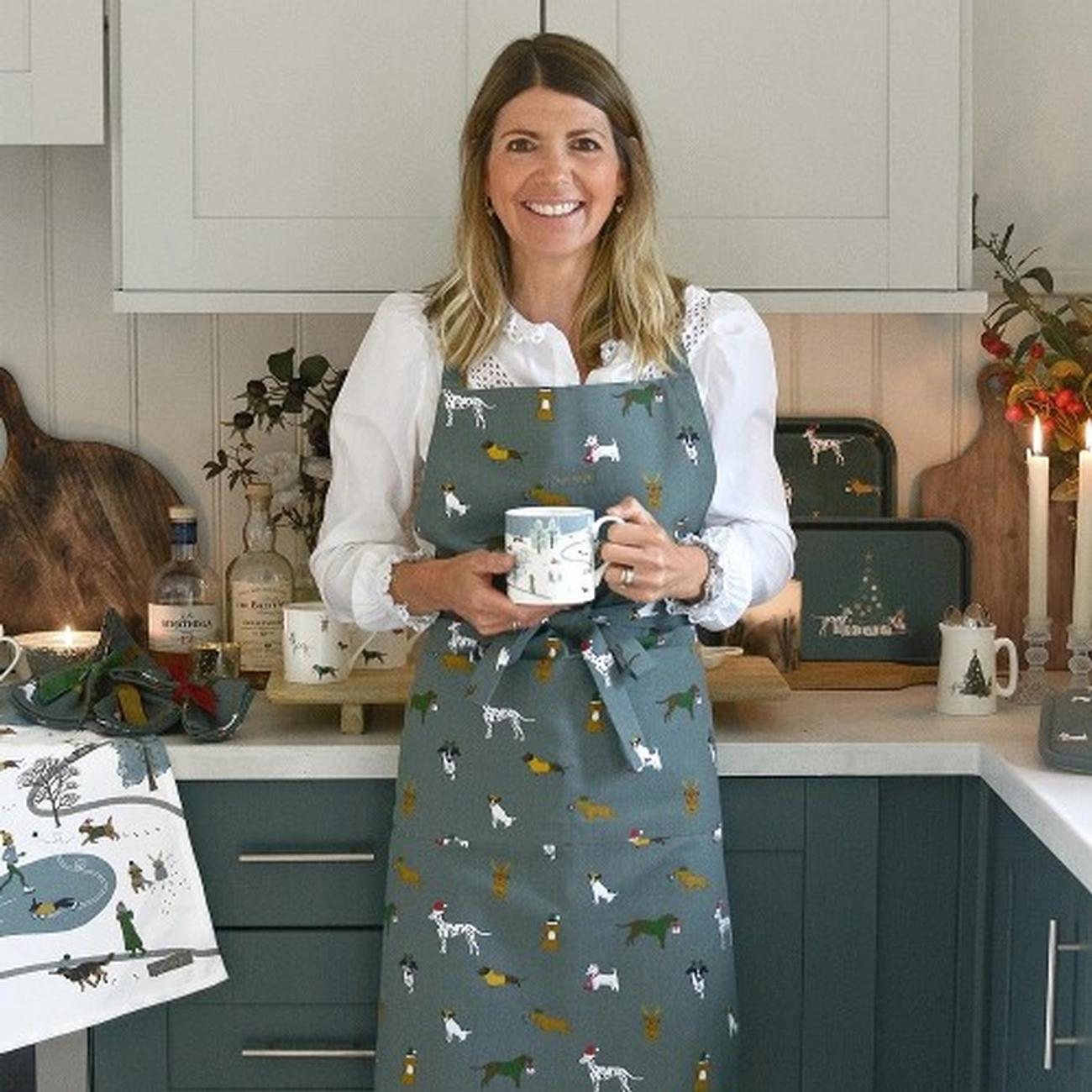 Sophie-Allport-Christmas-dogs-adult-apron-festive-linens - Sophie Allport Christmas Dogs Adult Apron