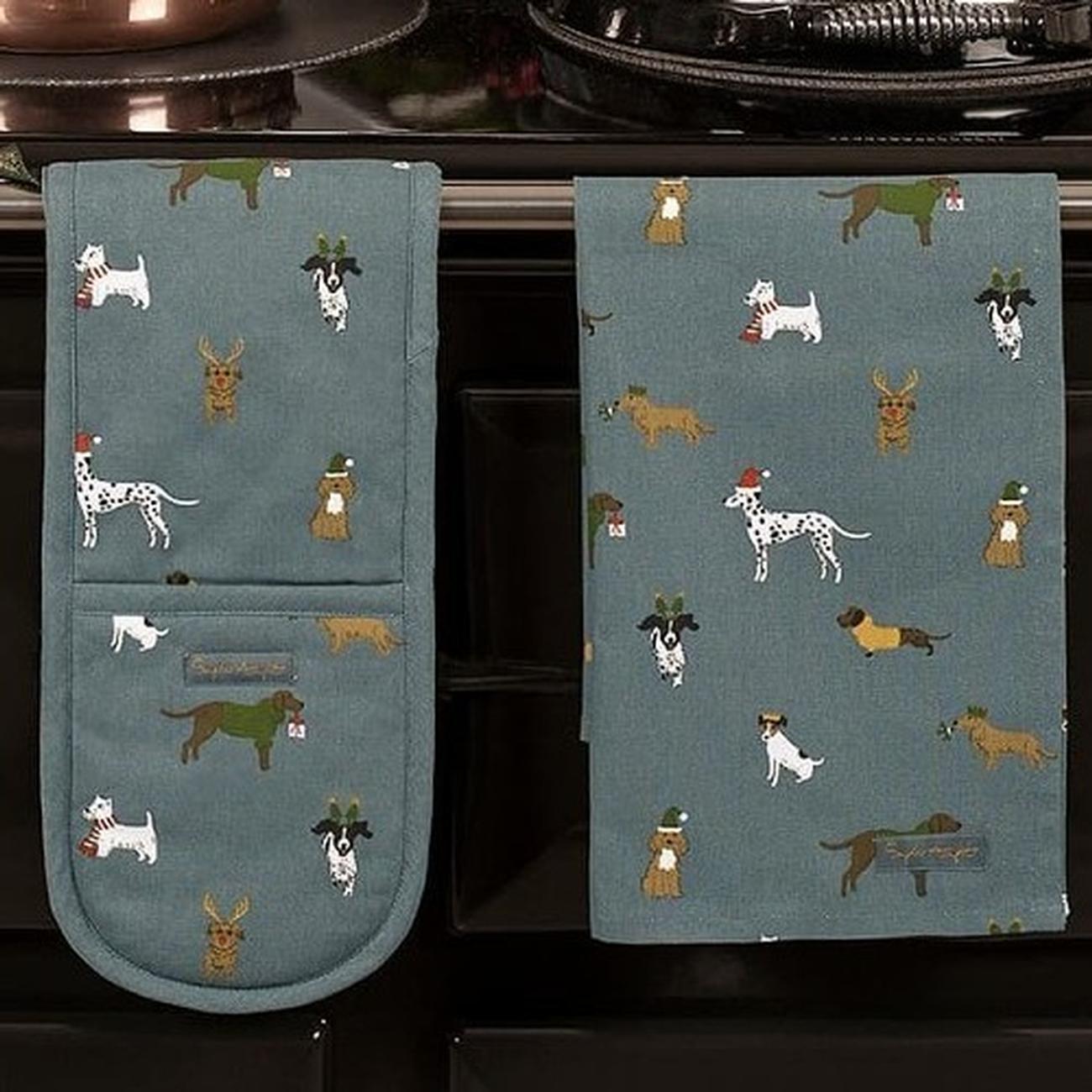 sophie-allport-Christmas-dogs-double-oven-gloves - Sophie Allport Christmas Dogs Double Oven Glove