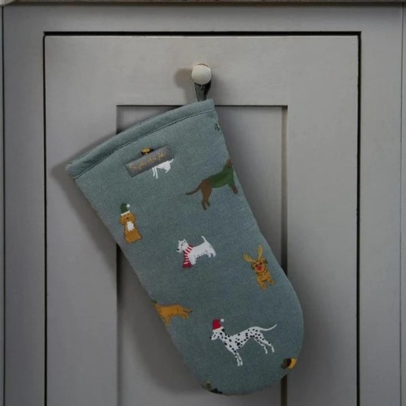 Sophie-Allport-Christmas-dogs-oven-mitt-festive-linens - Sophie Allport Christmas Dogs Oven Mitt