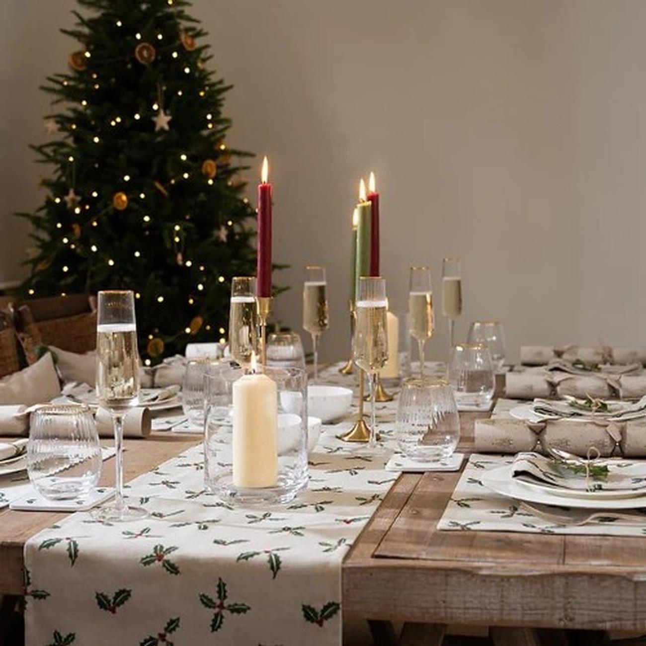 sophie-allport-holly-berry-table-runner - Sophie Allport Holly & Berry Table Runner