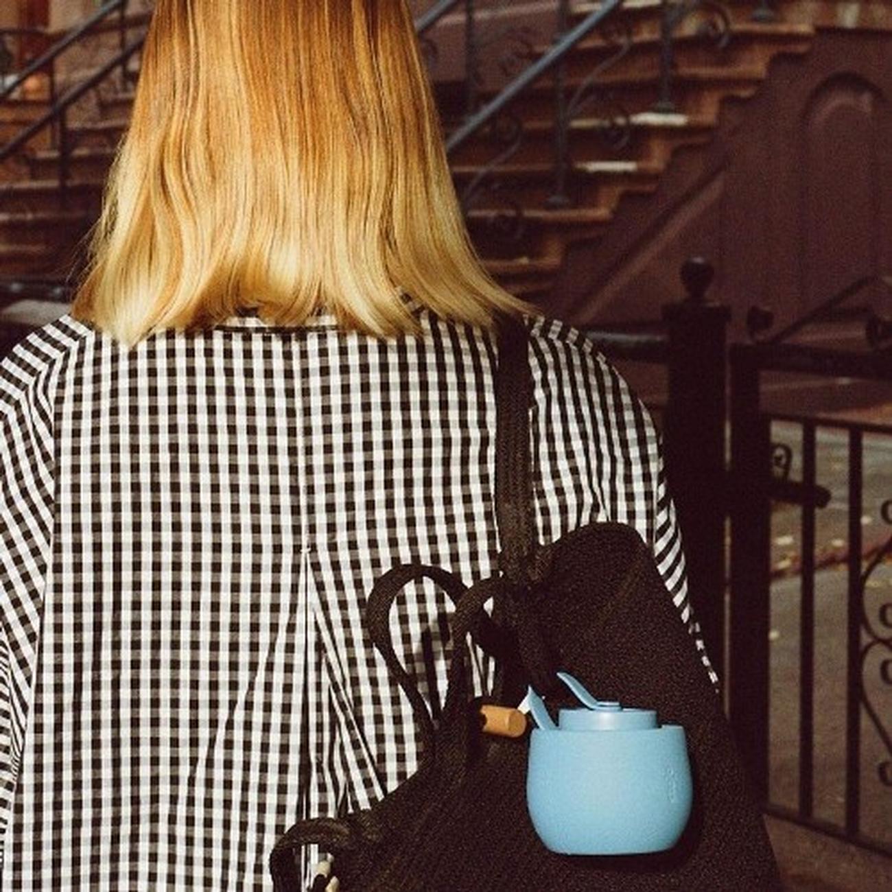 stojo-collapsible-bottle-steel-blue-590ml - Stojo Collapsible Bottle 20oz Steel Blue