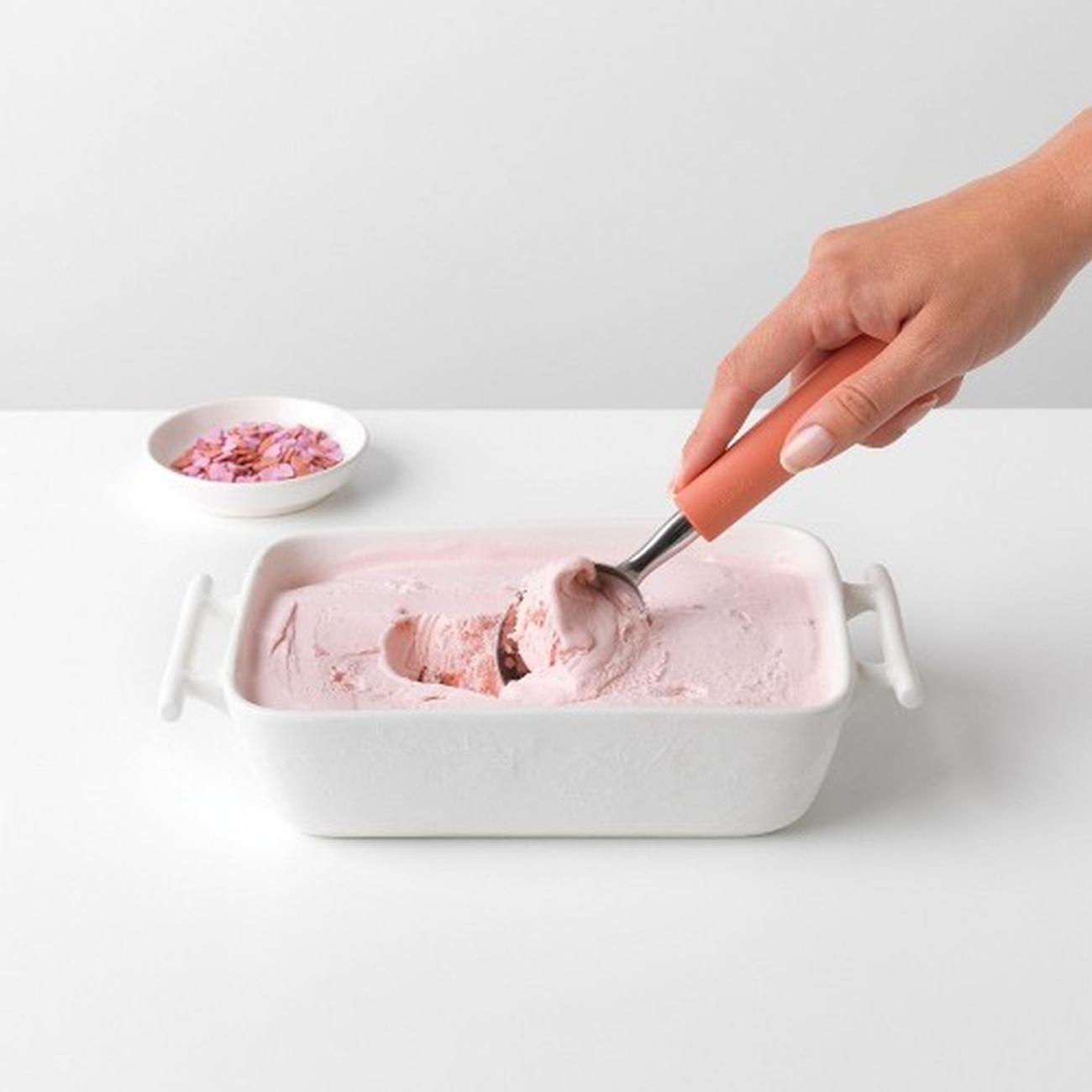 brabantia-tasty-ice-cream-scoop-terracotta-pink - Brabantia TASTY Ice Cream Scoop Terracotta Pink