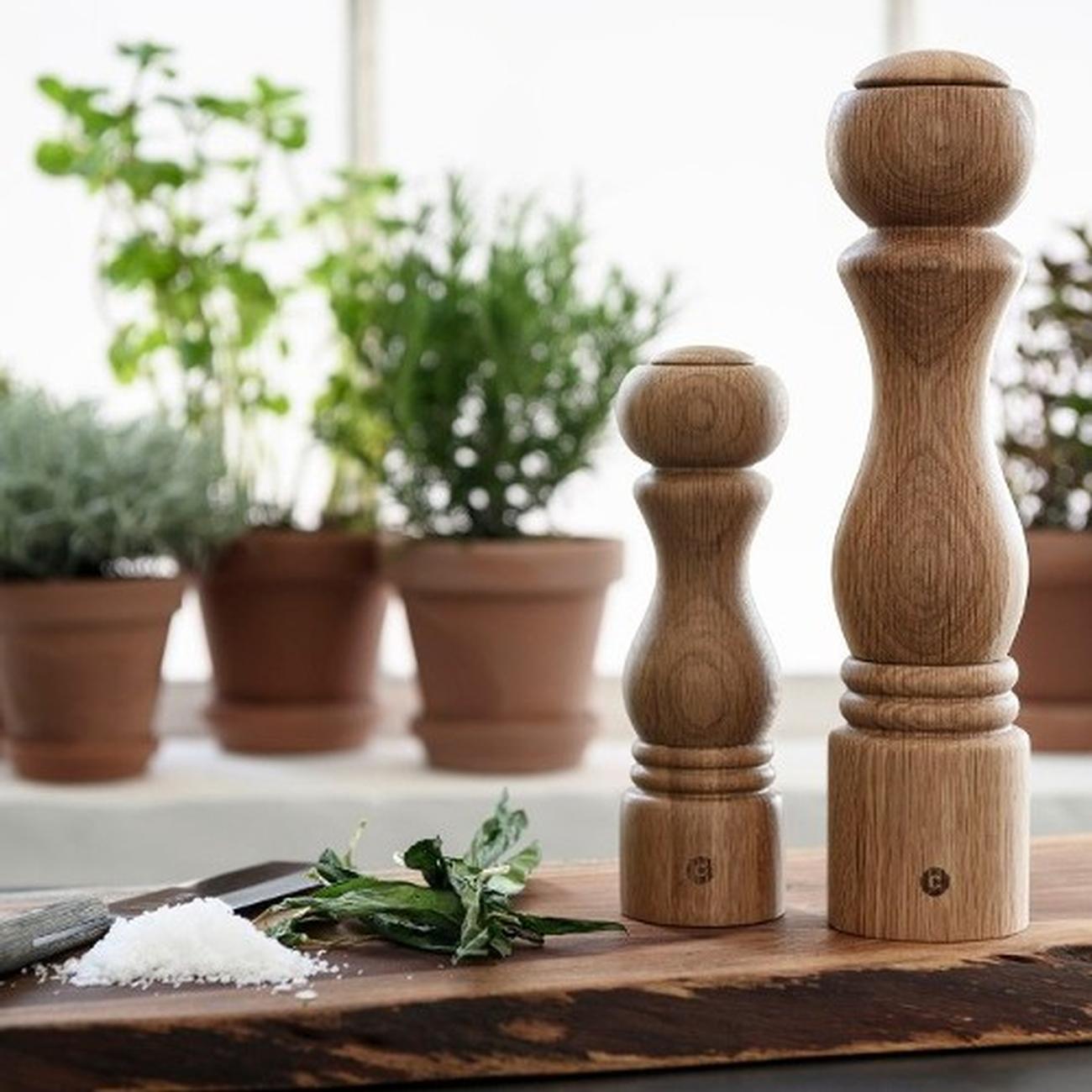 crushgrind-torino-grinder-mill-oak-20cm - CrushGrind Torino Grinder Oak 20cm