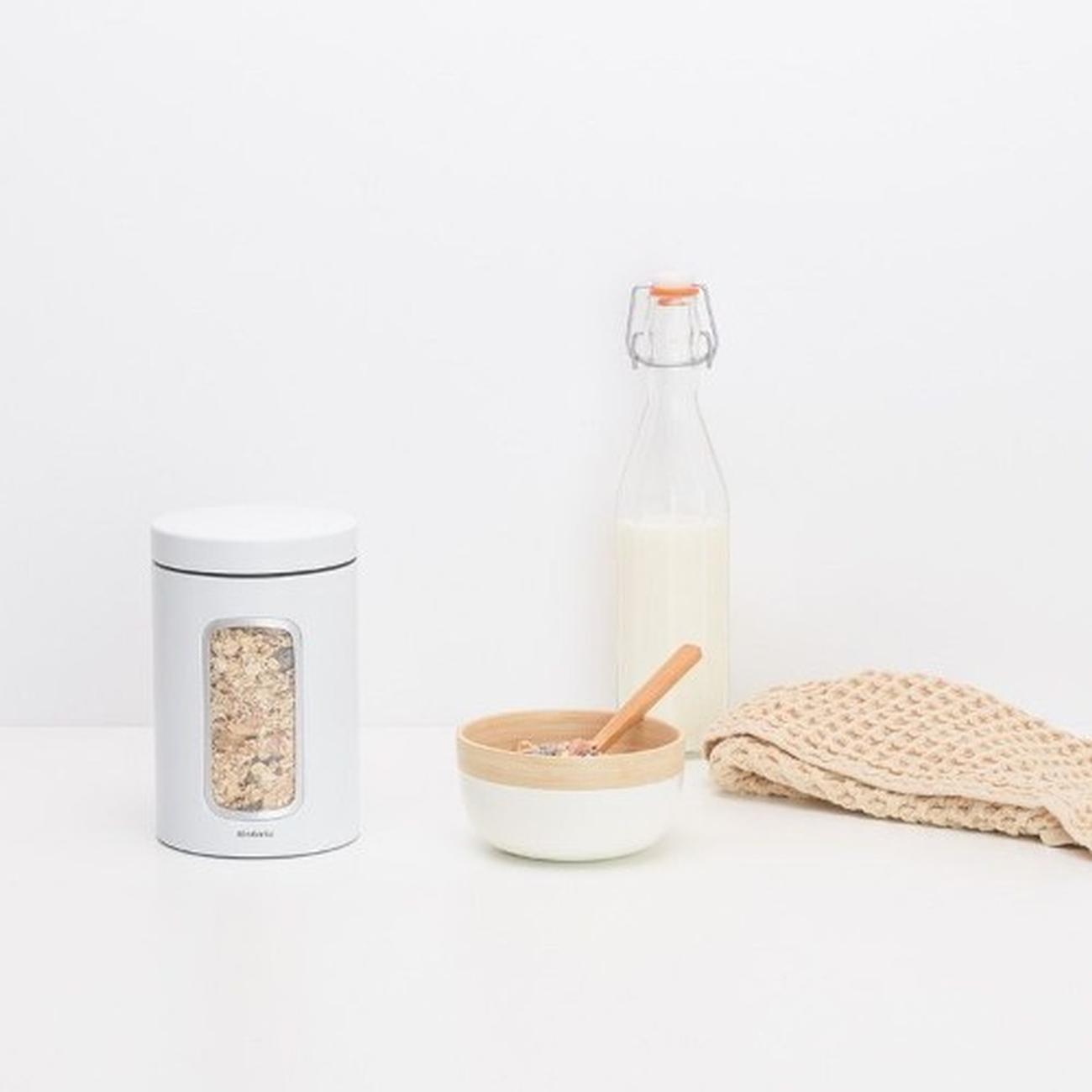 brabantia-window-canister-white-1400ml - Brabantia Window Canister 1.4L White