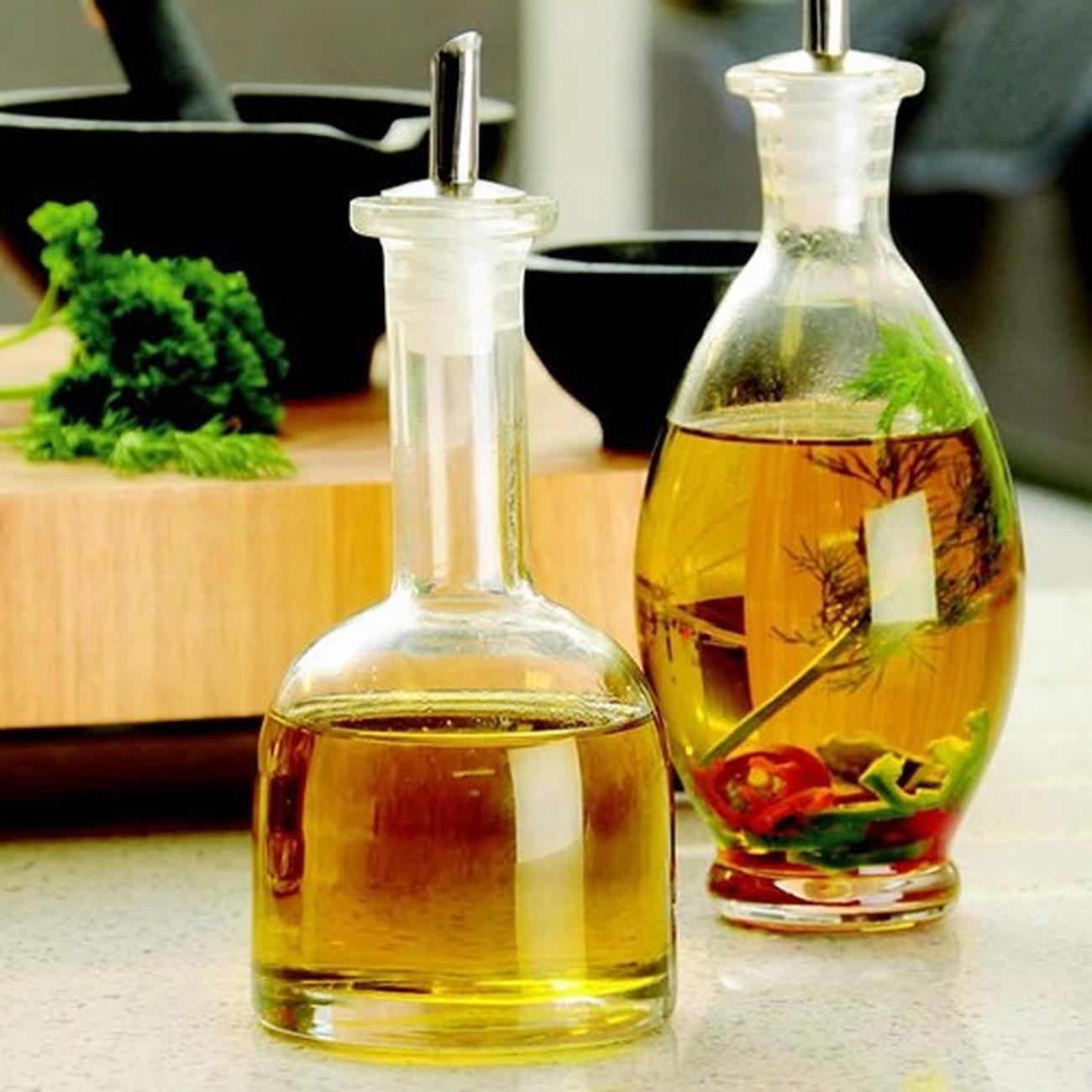 typhoon-long-neck-glass-oil-bottle-drizzler - World Foods Long Neck Glass Oil Drizzler